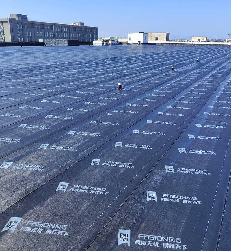 屋顶防水翻修
